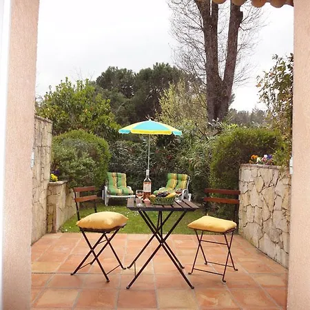 Holiday home Des Gardettes